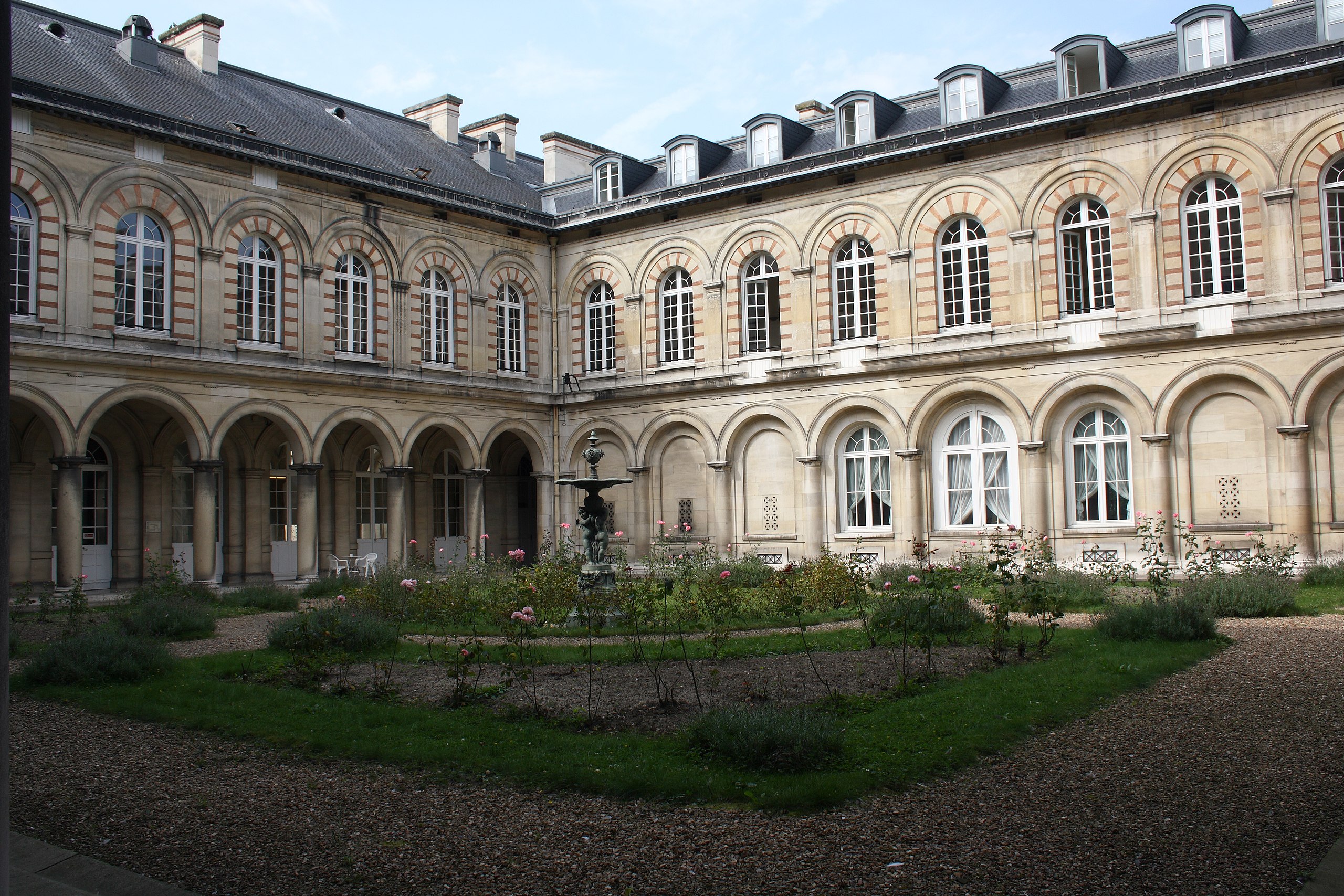 Institut Ferrari, pour des retraités heureux